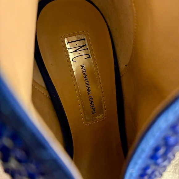INC International Concepts Blue Sparkling Jeweled Heels-EUC Size 6M - Picture 6 of 6
